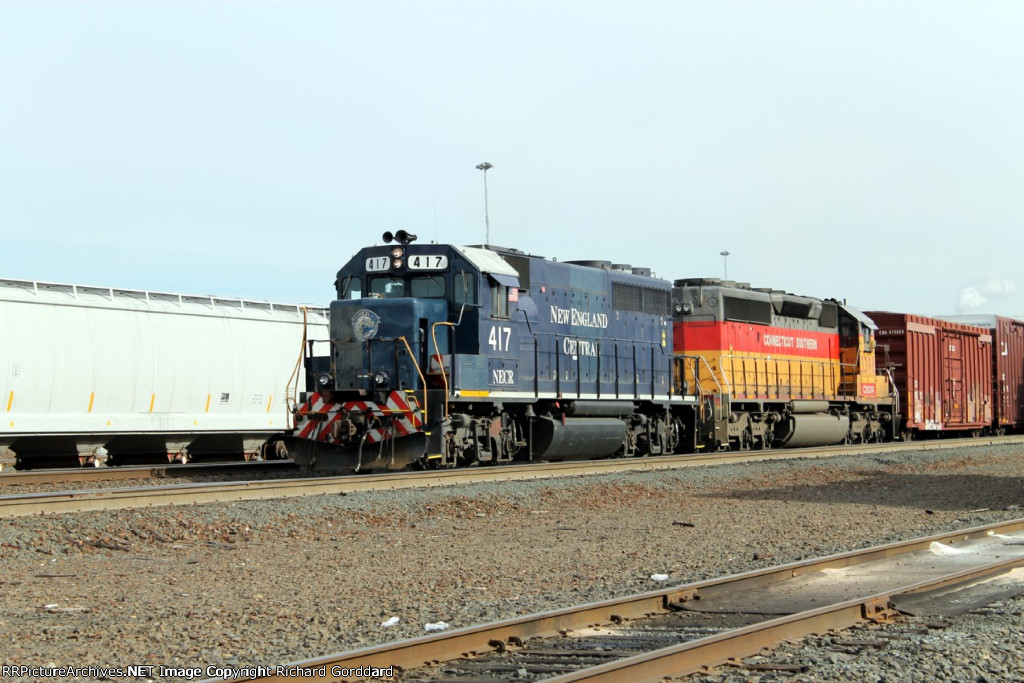 NECR 417 Moving thru The Yard